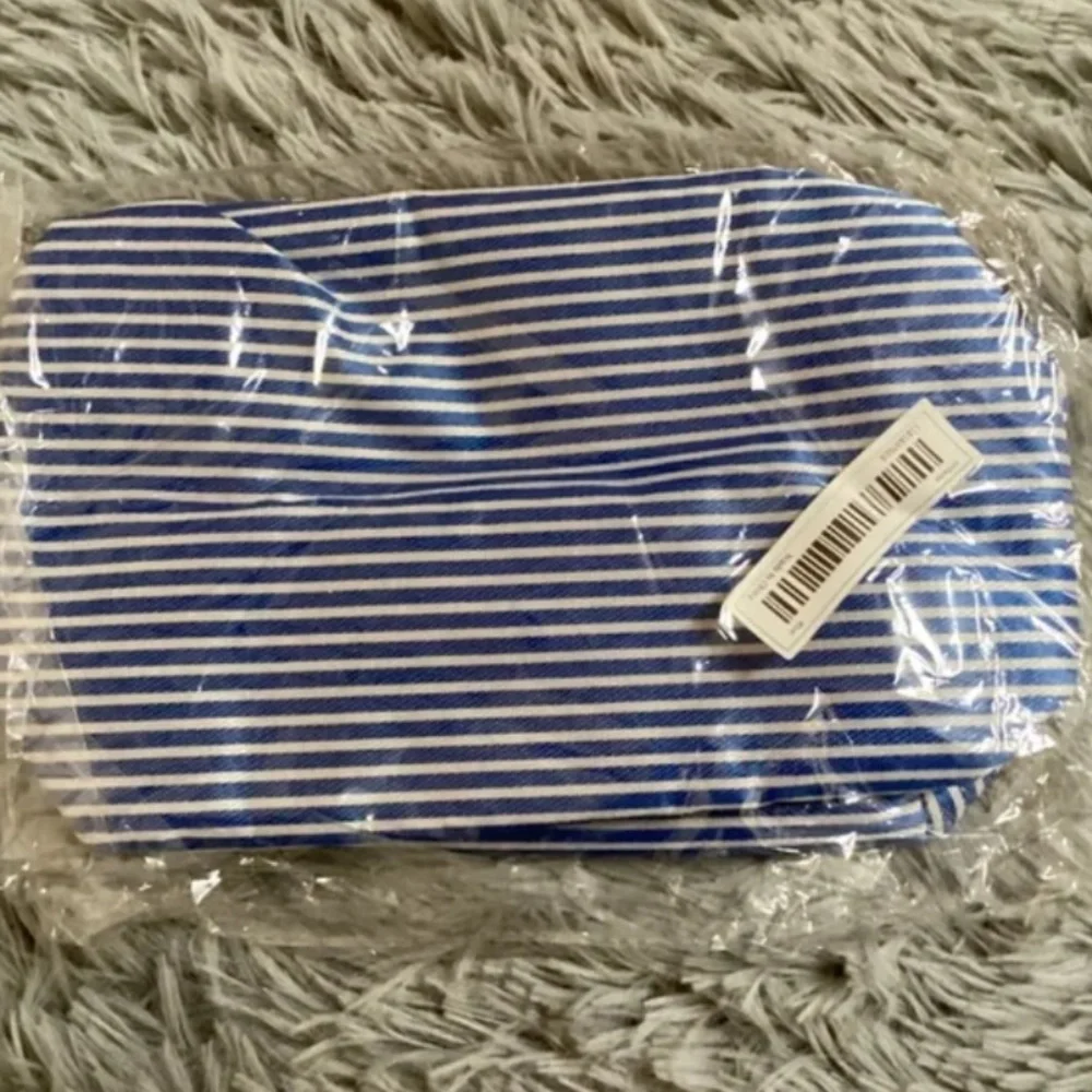 Unbranded foldable insulated